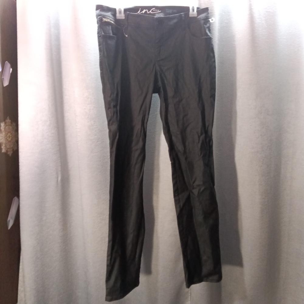 Black Skinny Leg Curvy Fit Jeans